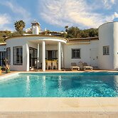 Villa in Arenas With Sea Views and Private Pool