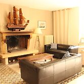 Elegant Family Home in Bouix