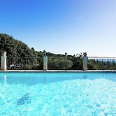 Villa in Ledenon With Private Pool
