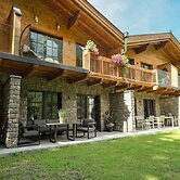 Luxurious Holiday Home With Sauna