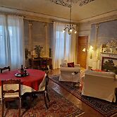 Romantic Getaway With Views