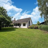 Cozy Holiday Home in Nistelrode With Garden