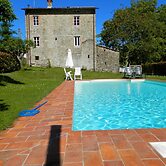 Dreamy Cottage in Trebbio With Swimming Pool