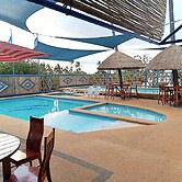 Rainbow Bay Beach and Dive Resort