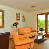 Apartment in Mtsrz With Garden