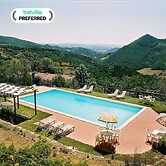 Urban Farmhouse in Umbria With Pool