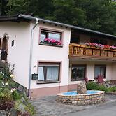 Mountain-view Apartment in Mullenborn Garden