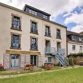 Coastal Retreat in Le Pouldu