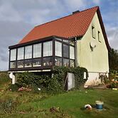 Cosy Apartment in Kropelin With Garden