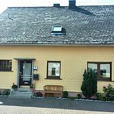 Cozy Apartment With Private Garden in Nisterau