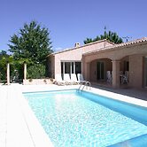 Villa in Provence With Pool and Garden