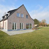 Soothing Holiday Home With Recreation Room