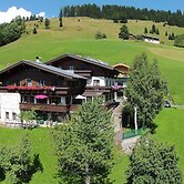 Large Apartment in Maria Alm With Terrace