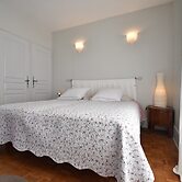 Charming Escape, Yevre-la-ville