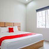 RedDoorz Syariah near Mutiara SIS Al Jufrie Airport Palu 2