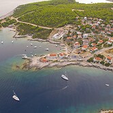 Victorious VIScovery Red