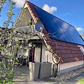 Holiday Home de Druif 6p With a Nice Terrace Near Lake Lauwersmeer