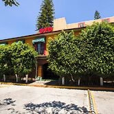 OYO Hotel Maria Teresa Inn