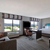 Hampton Inn Santa Fe South