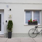 Zona 30 Bike Guesthouse