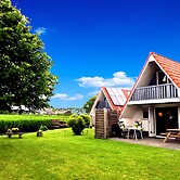 6 Pers Holiday Home Leonie With a Large Garden Close to the Lauwersmee