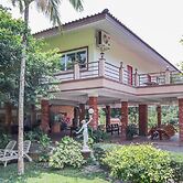 OYO 742 View Pruksa Resort