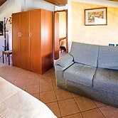 Apartment With Private Garden