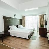 Lancaster Hotel by Central Flats