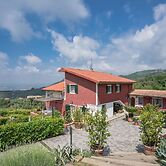 Podere Rosso Baccarà - Bed & Breakfast