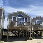 38 Piece Of Heaven Studio Bedroom Condo by RedAwning