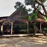 Les Acacias Bungalows Manambato