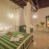 Picabon Quiet Apartment with AC & Balcony