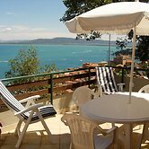 Holiday House for 9 Persons