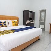 SPOT ON 2830 Azka Guest House Syariah