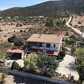 Rose Garden, Super Cheap Holiday Home in the Southernmost tip of Sardi