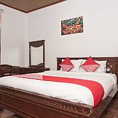 OYO 2410 Intan Hotel