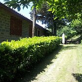 3 Rooms Flat in a Green Tuscany Valley