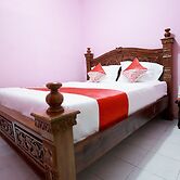 OYO 2838 Hotel Ayu