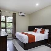 OYO 89960 Manjung Inn Hotel