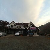 Yangsan Park Pension