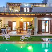 House - 3 Bedrooms with Pool and WiFi - 107616