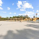 The Wharf 902 by Youngs Suncoast