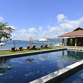 Cocotinos Sekotong, a Boutique Beach Resort & Spa