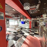 Enzo Hotels Cannes Ecluse by Kyriad Direct