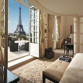 Shangri-La Paris
