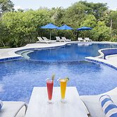 Puri Sari Beach Hotel