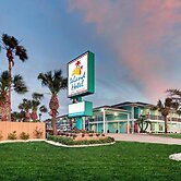 The Island Hotel Near Beach Port Aransas