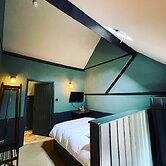 The Plume of Feathers