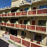 Caye Caulker Plaza Hotel