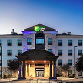Holiday Inn Express & Suites Del Rio by IHG